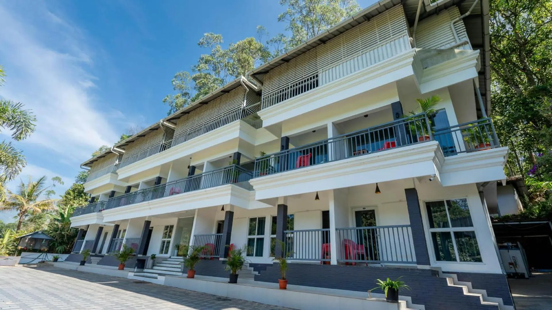 Pvr Grande Resort Munnar 3*,