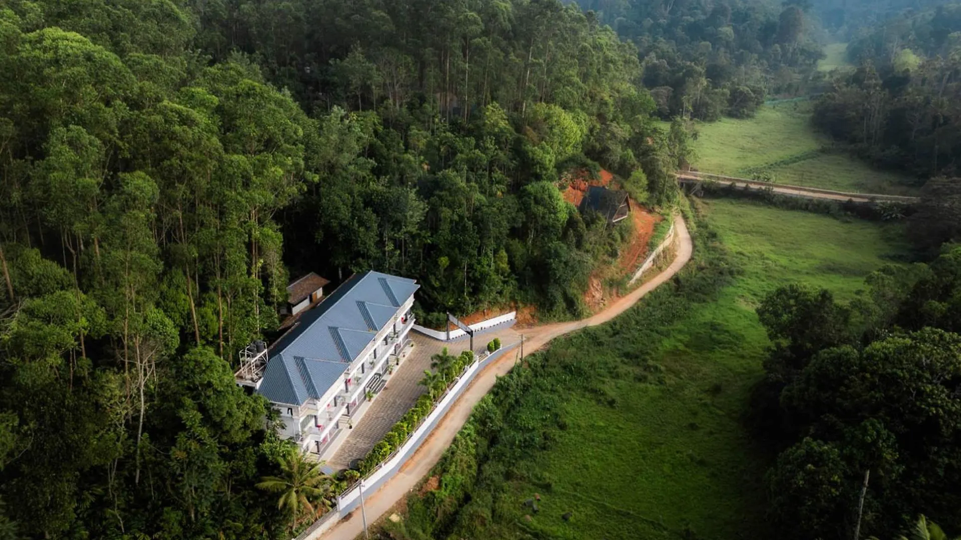 Hotel Pvr Grande Resort Munnar