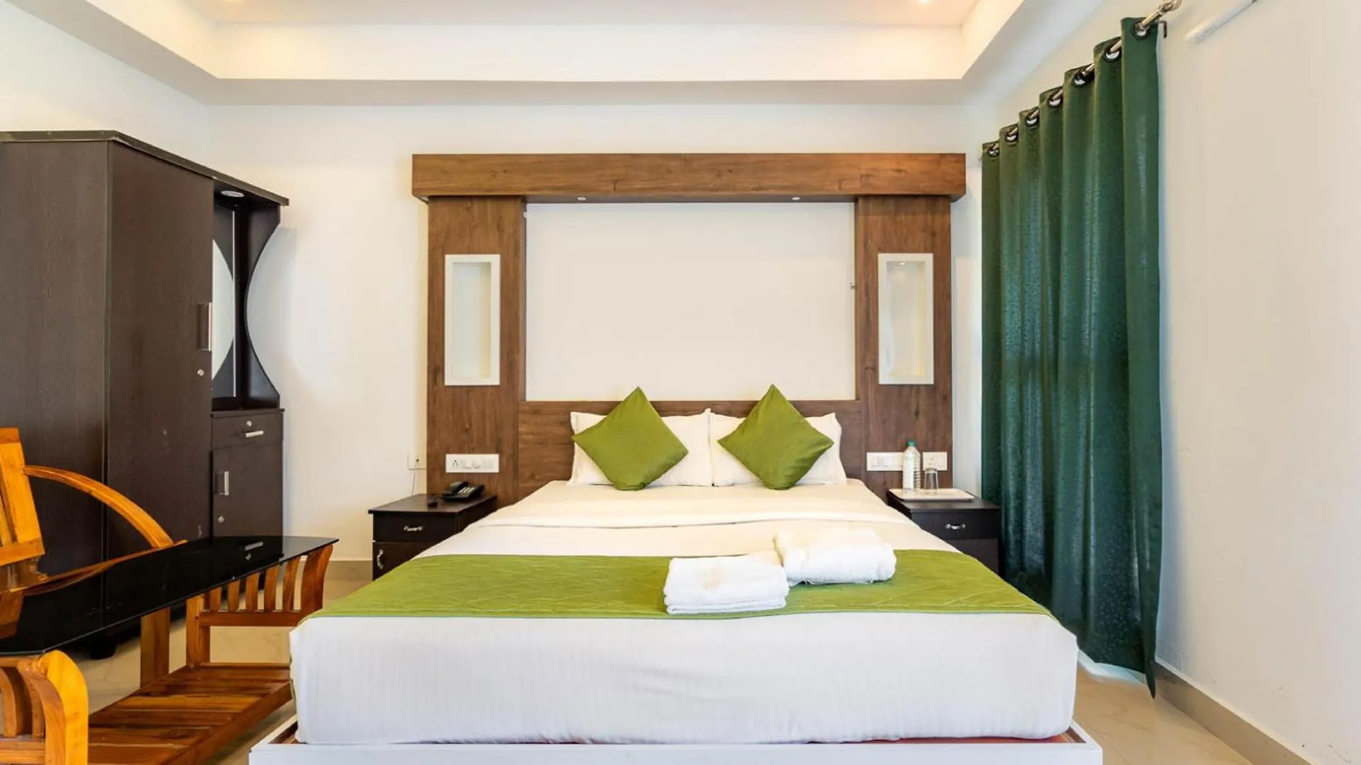 Hotel Pvr Grande Resort Munnar